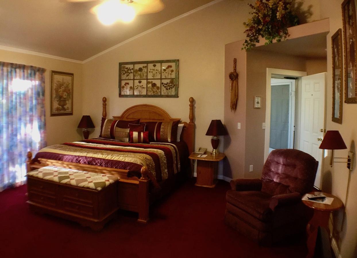 Giant Oaks Lodge Running Springs Esterno foto