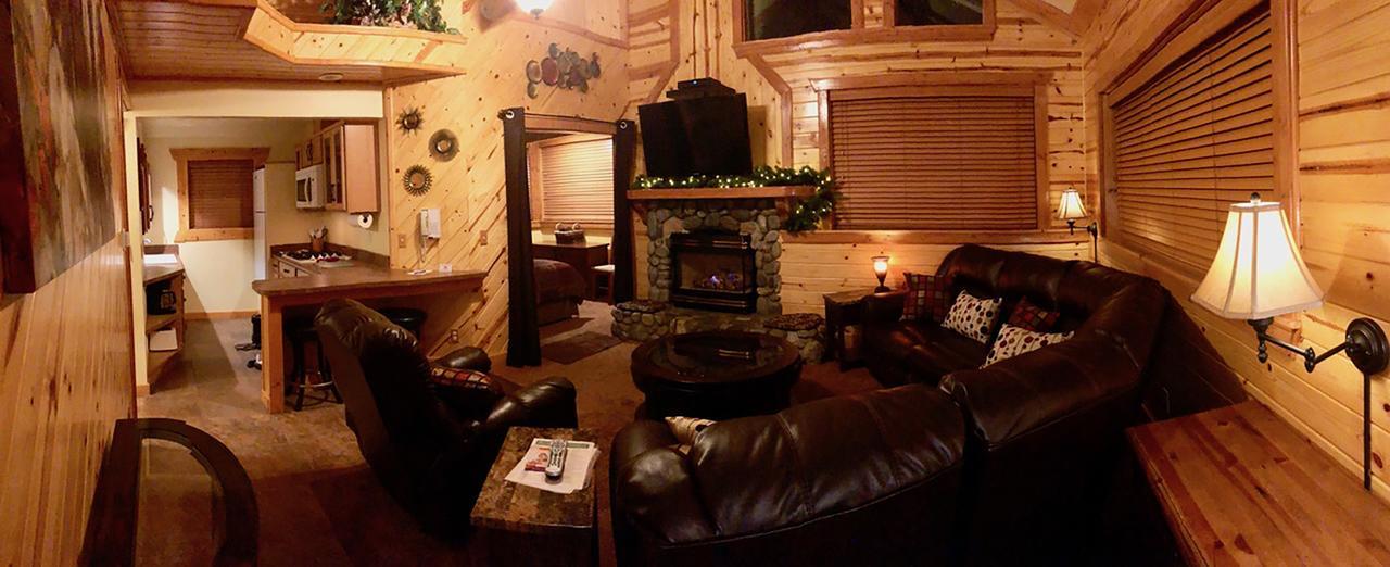 Giant Oaks Lodge Running Springs Esterno foto