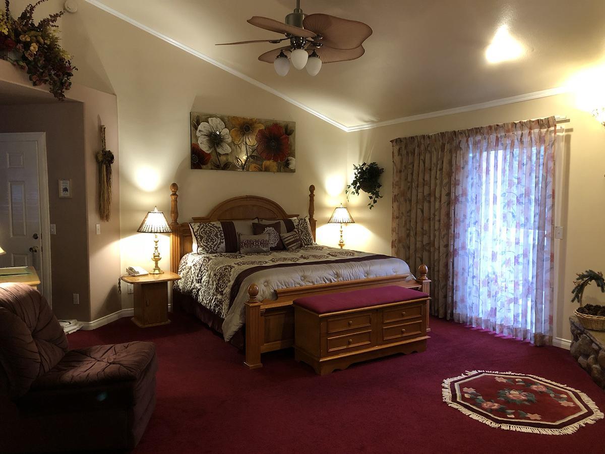 Giant Oaks Lodge Running Springs Esterno foto