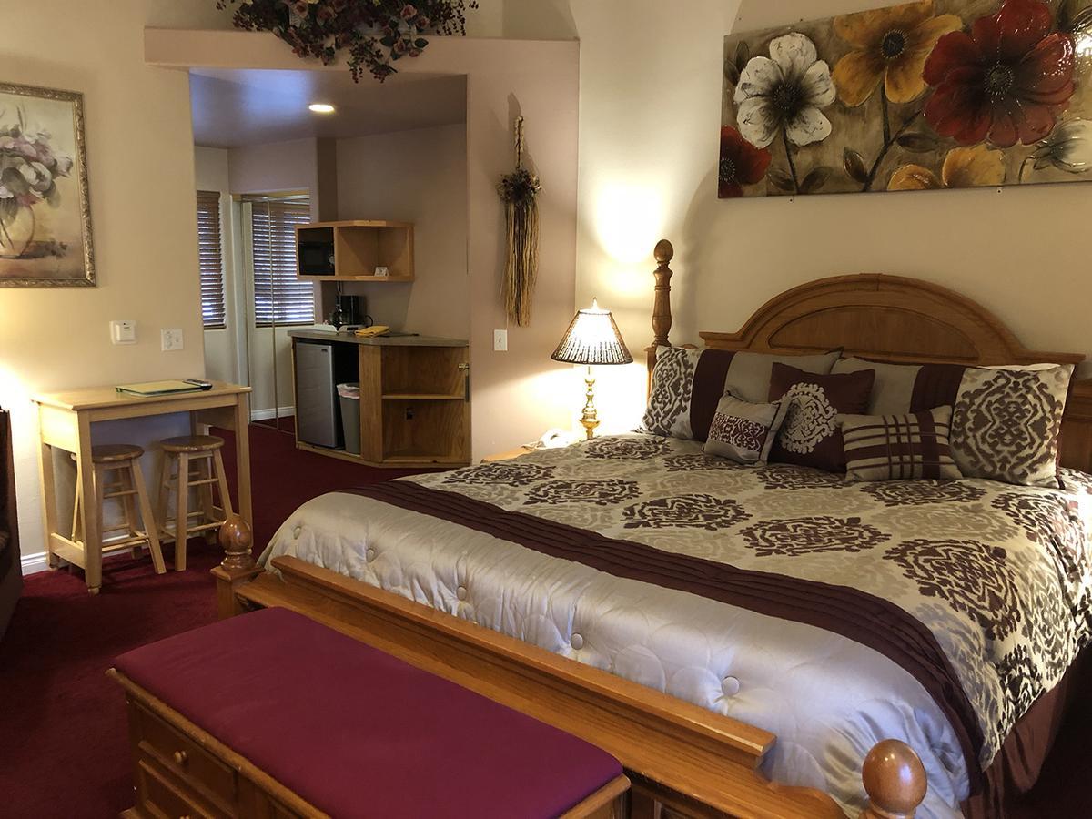 Giant Oaks Lodge Running Springs Esterno foto