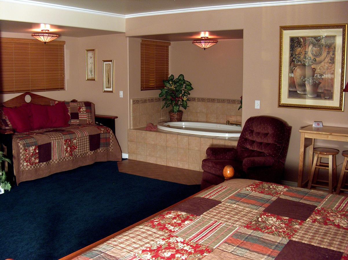 Giant Oaks Lodge Running Springs Esterno foto
